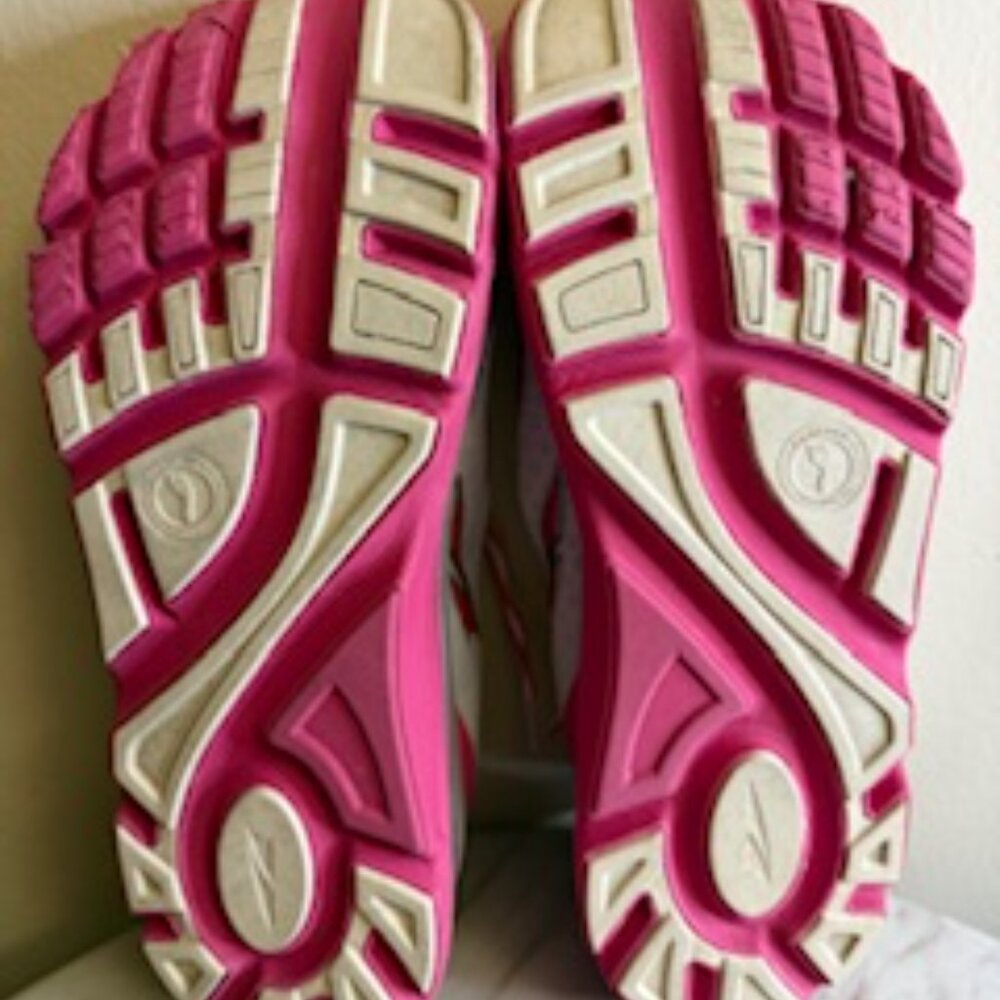 Altra Paradigm - Picture 4 of 5